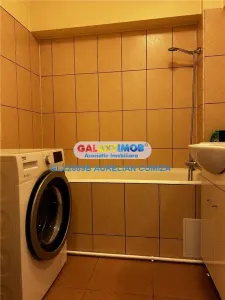 Apartament 4 camere bloc stradal Sebastian - foto 4