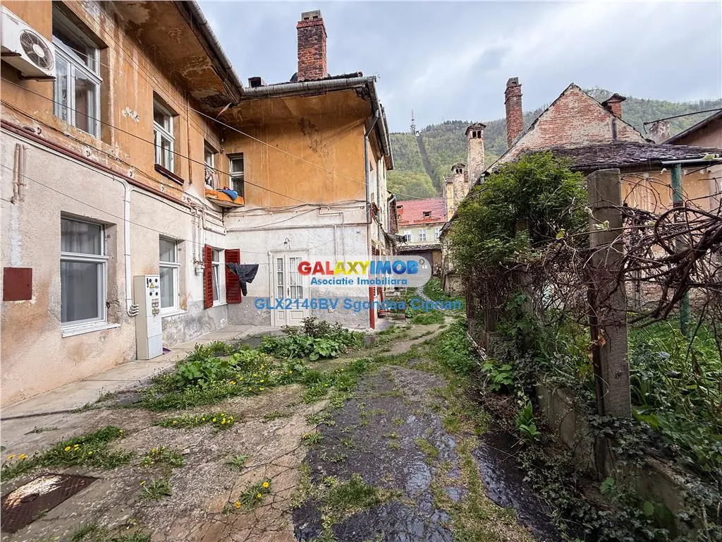 Apartament Cu 3 Camere De Vanzare Str. Castelului 98 mp - foto 1