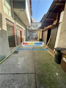 VANZARE 2 CORPURI DE CASA - SPATIU COMERCIAL - STRADA POSTEI, PLOIESTI - Ploiesti