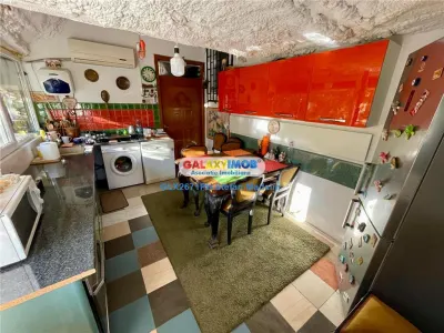 VANZARE CASA PARTER+ETAJ - TEREN 2.252 MP - GHIGHIU, PRAHOVA - foto 11