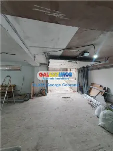 Vanzare spatiu comercial demisol 175mp, Vitan metrou Mihai Bravu - Bucuresti