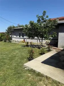 Primaria Popesti-Leordeni ~ Casa individuala + 395 mp curte - Popesti-Leordeni