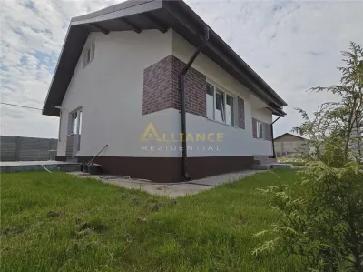 Casa parter- pod mansardat- 360mp teren- placa de beton - foto 9