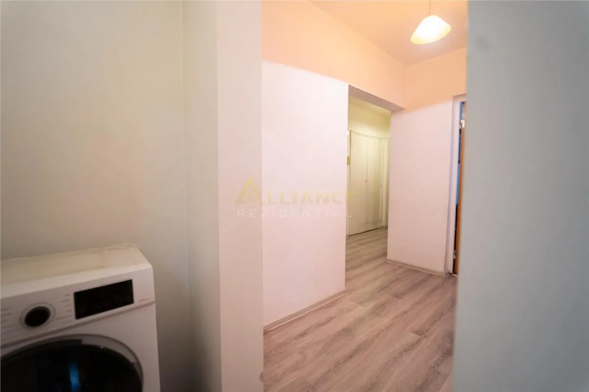 APARTAMENT 3 CAMERE - TINERETURLUI - foto 4