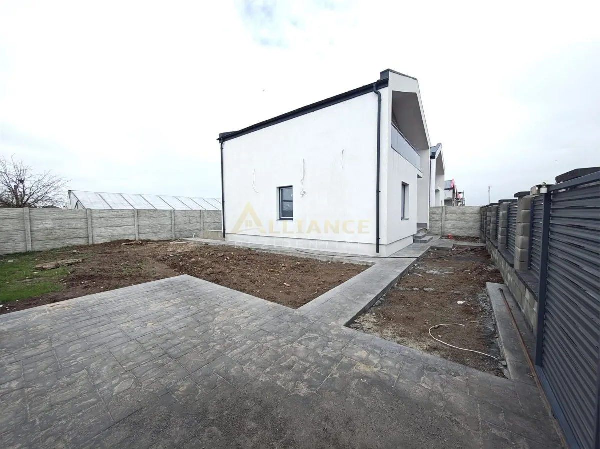 Casa P+M moderna | Pompa de caldura + fotovoltaice 10 kW - foto 2