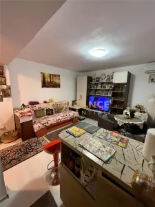Apt 2 camere tip studio Popesti-Leordeni - Popesti-Leordeni