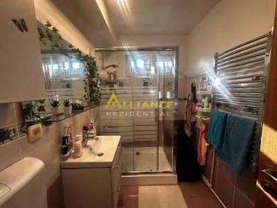 Apartament 3 camere - foto 18