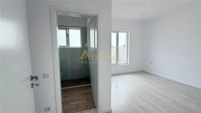 CASA DE  VANZARE - 3 camere - finisaje premium - foto 6