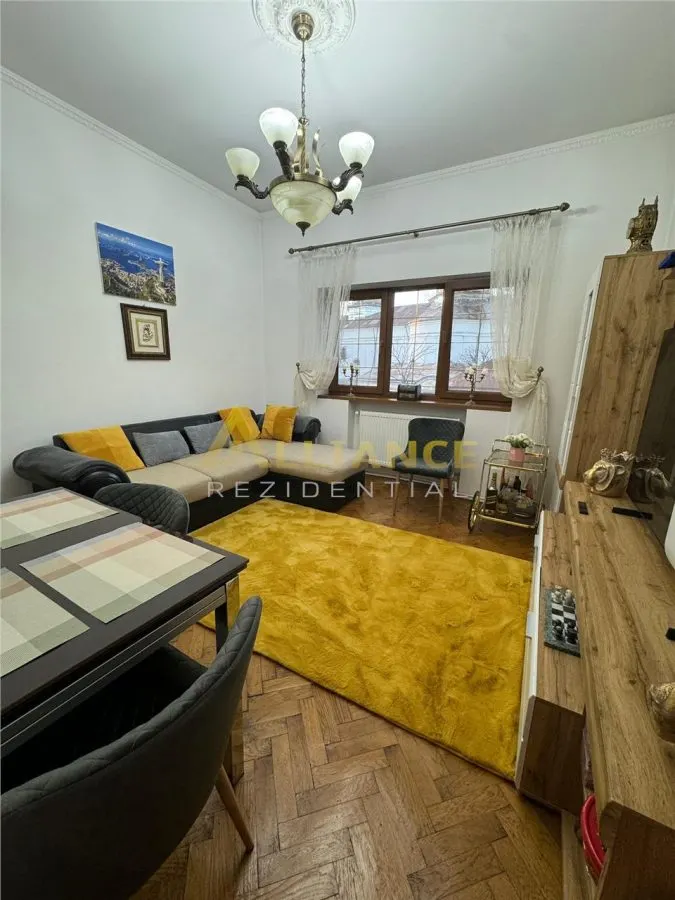 2 camere decomandat - pozitie excelenta -> Zona Unirii, Metrou Piata Unirii - foto 2