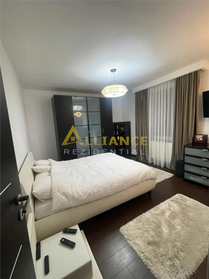 Apartament 3 camere – zona Campus Scolar - foto 1