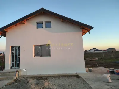 < Casa individuala parter >3 camere 2 bai teren 250mp - Berceni