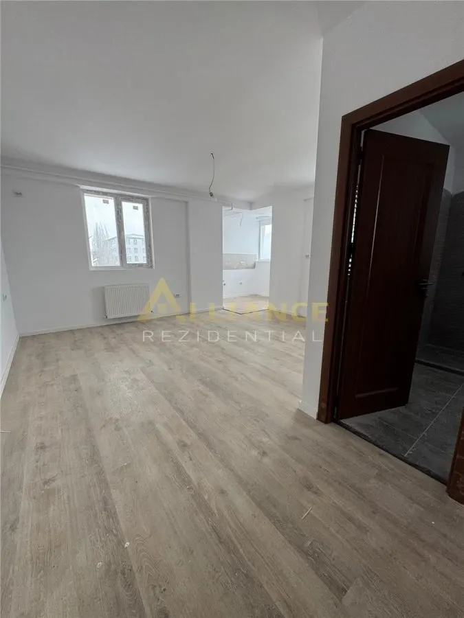 Garsoniera cu parcare inclusa, langa metrou Dimitrie Leonida - foto 5