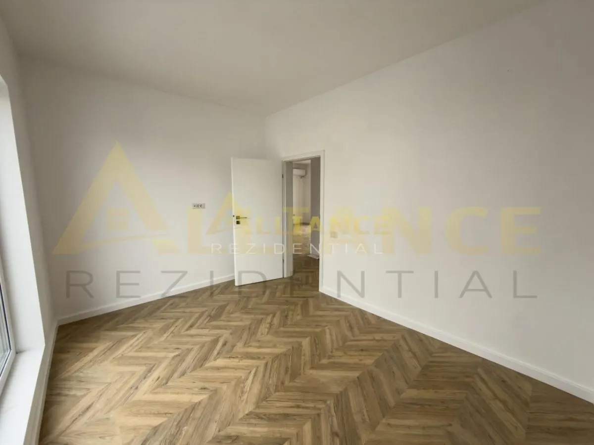 Casa Eleganta pe Parter in Comuna Berceni, Strada Miorita - foto 10