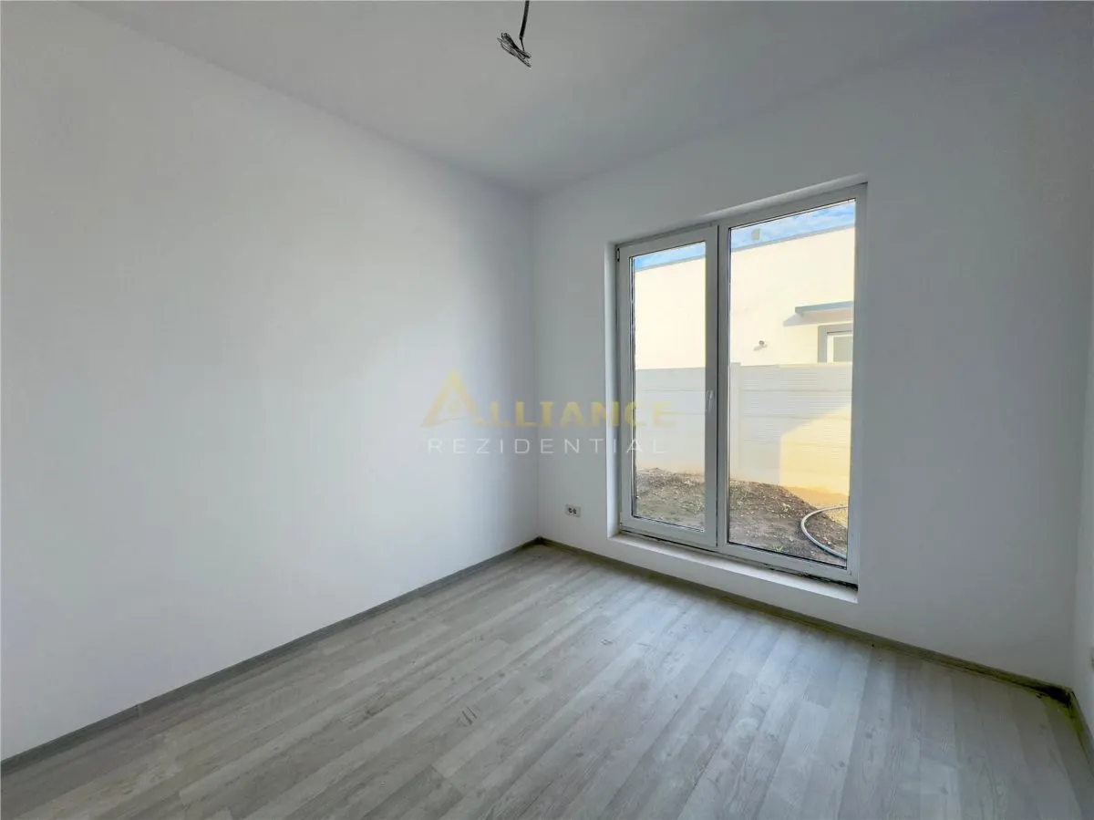 Casa individuala Miorita | Incalzire in pardoseala | Teren 300 mp - foto 9