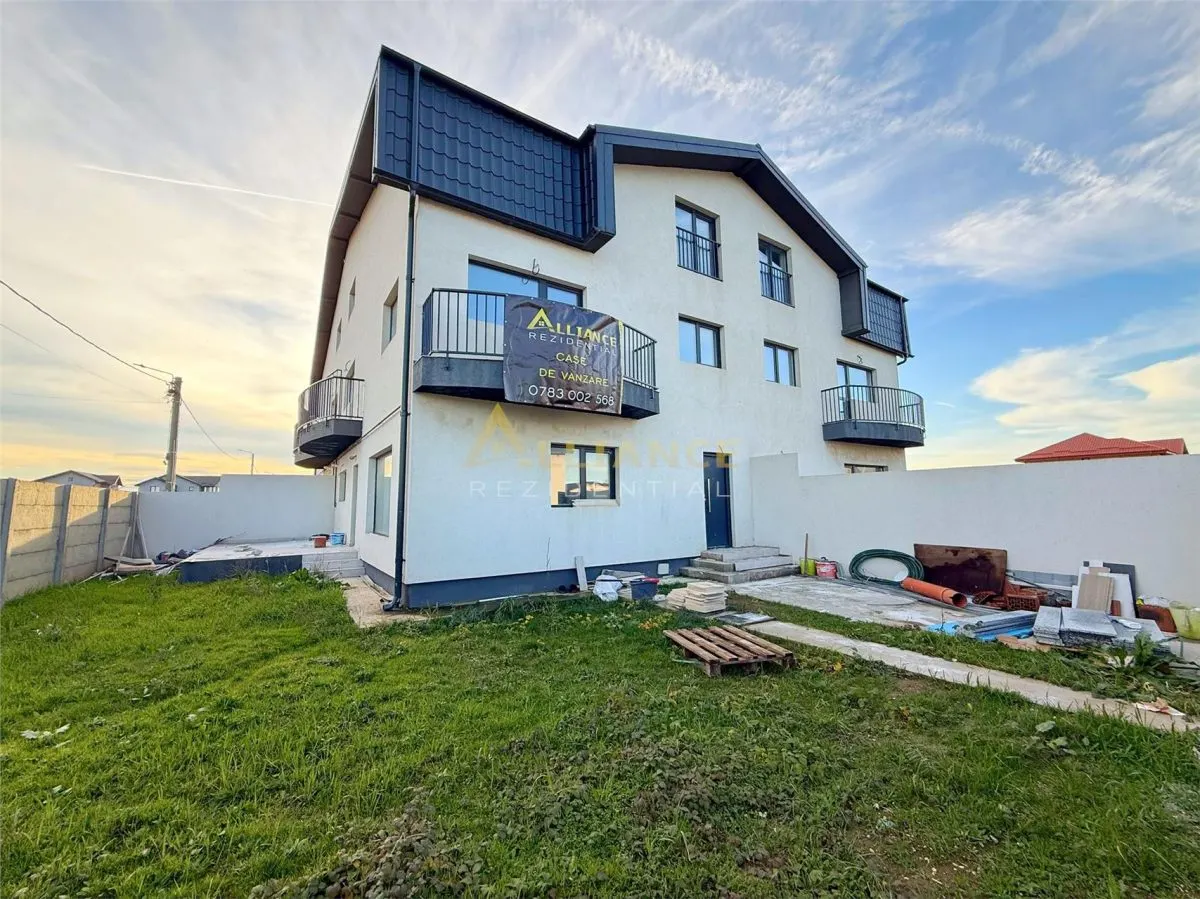 Duplex / 6 Camere / 3 Bai / Teren 250 mp - foto 1