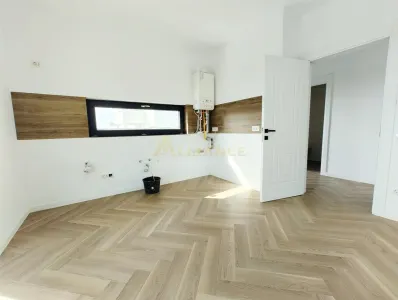 Vila Individuala / 4 Camere / 3 Bai / Teren 364 mp - foto 5