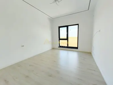 Vila Individuala / 4 Camere / 3 Bai / Teren 364 mp - foto 8