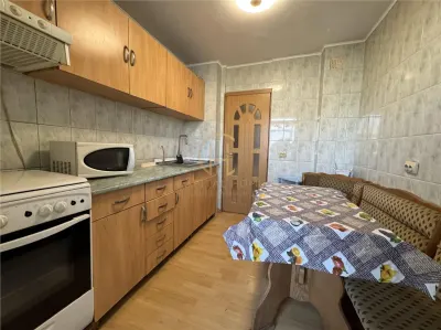 3 camere decomandat Dubla Vedere Canta Pacurari - foto 5