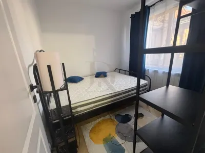 Copou - Titu Maiorescu , 2 camere , etaj 1 , la cheie ! - foto 2