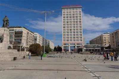 Oferta recomandata ! Centru Piata Unirii , 3 camere , etaj 1 - Iasi