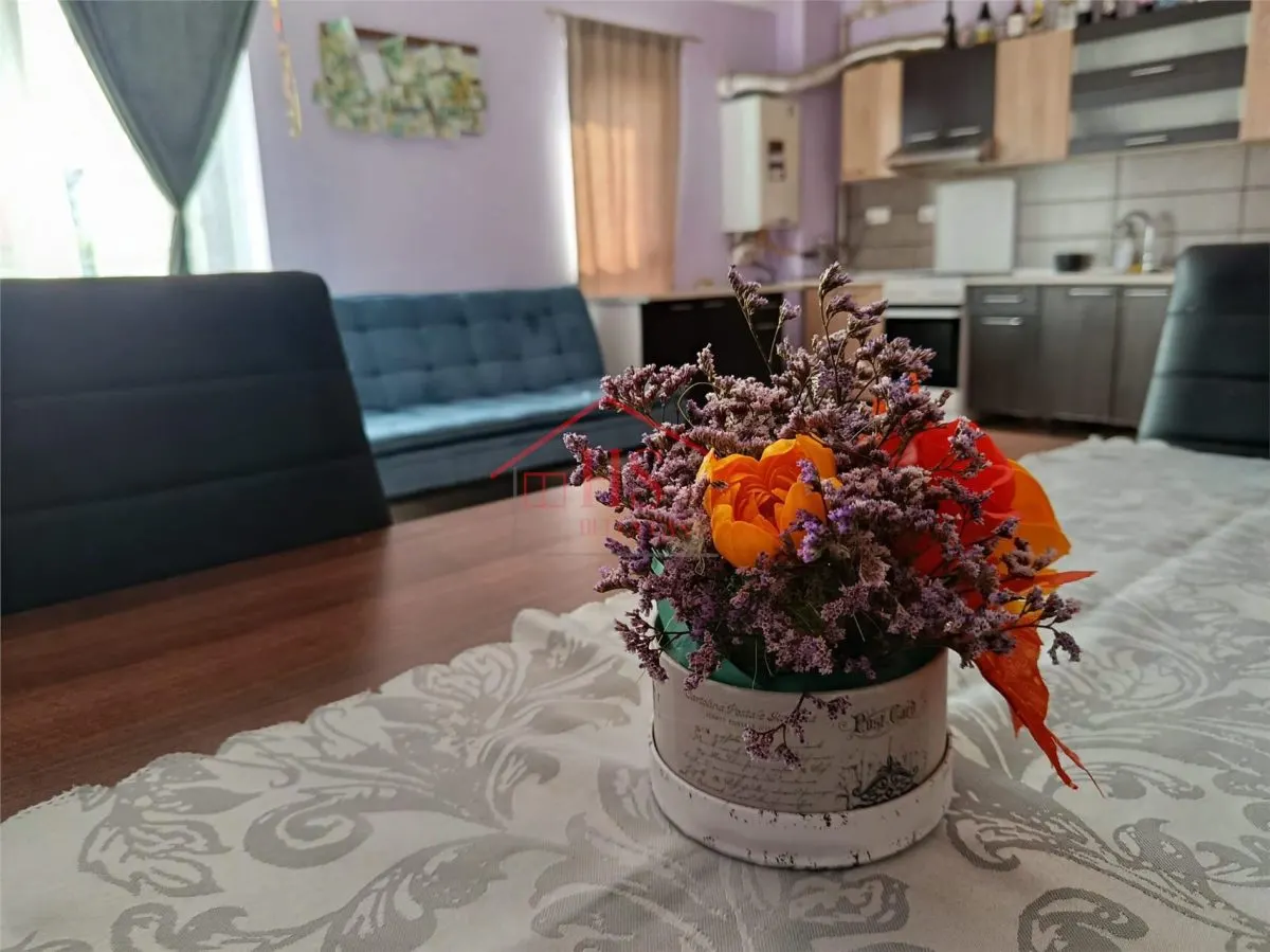 Apartament de vanzare, 2 camere. Strada Eroilor, Floresti - foto 1