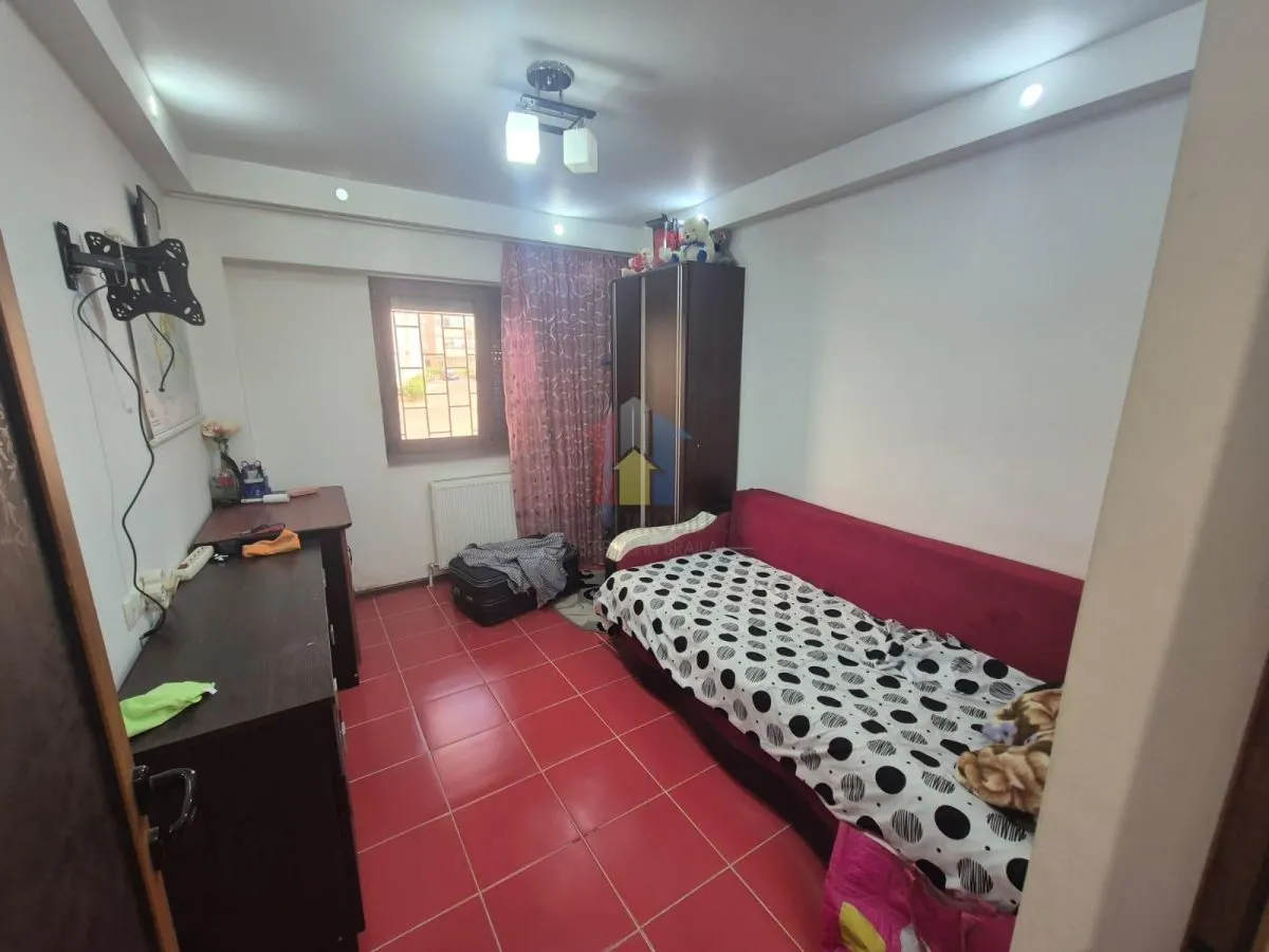 3 camere parter, balcon 27 mp, confort 1 decomandat, Obor - foto 4