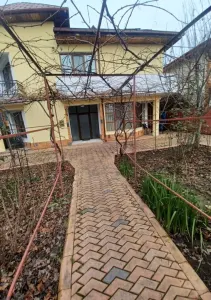 VILA(P+1), zona Centru-Vechi, Caramida, MERITA VAZUTA! - Braila
