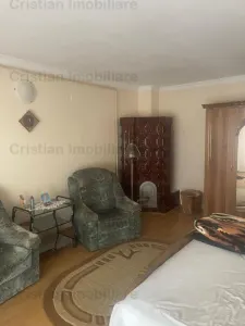 Casa 3 camere,decomandata, construcie anul 2000,Centru - foto 2