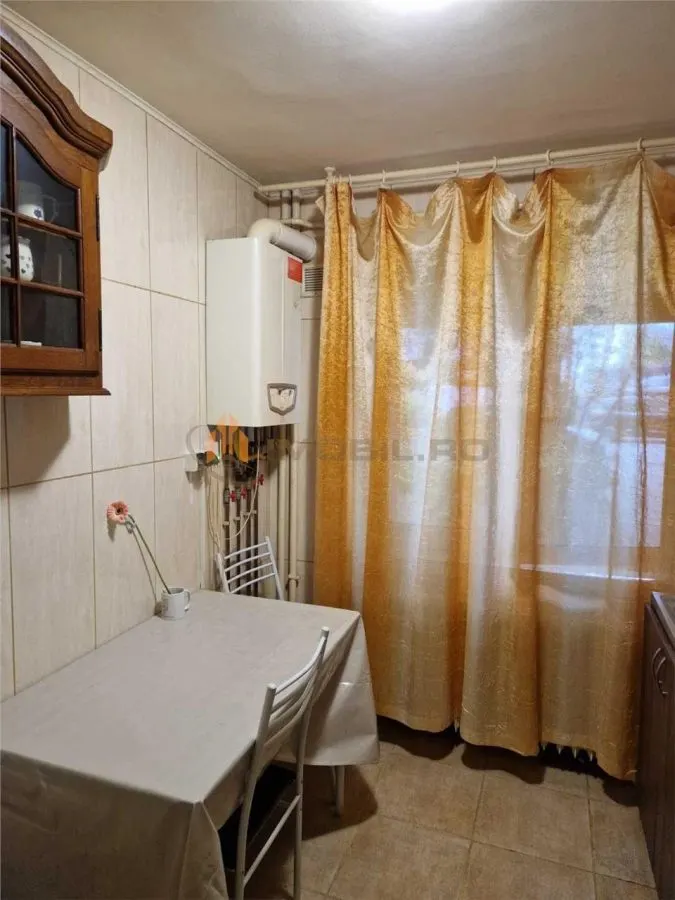 Apartament 2 camere Podu Ros - foto 6