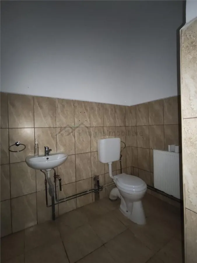 Spatiu comercia,central Marghita,Bihor - foto 7