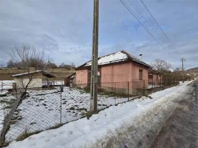 Casa cu 3 camere si anexe, sat Valea Crisului, Bratca,Bihor - foto 3