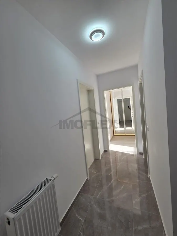 Apartament 3 camere, zona Tractorul - foto 9