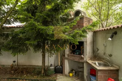 Refugiu urban cu piscina si design deosebit I Comision 0 - foto 21