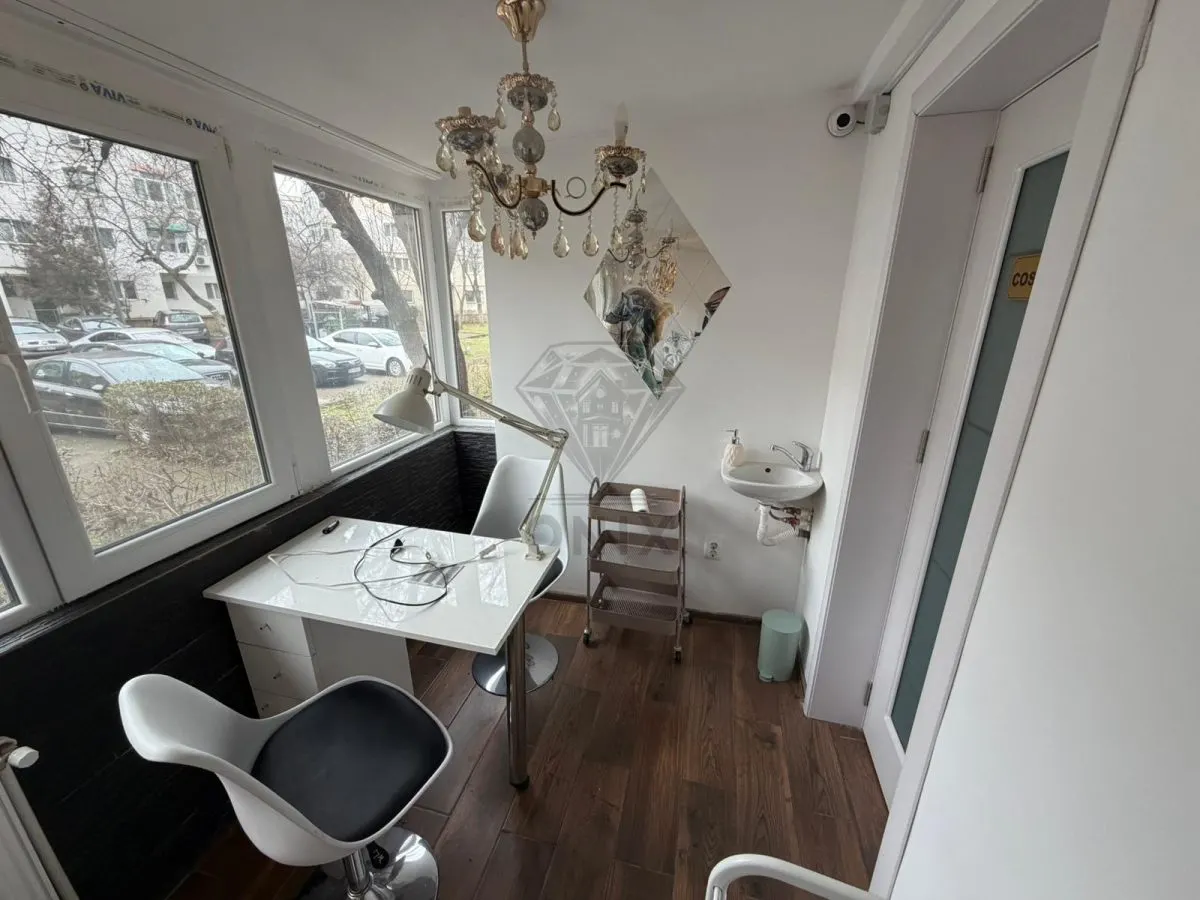 Spatiu comercial pentru salon beauty la cheie Ploiesti parter bloc - foto 3