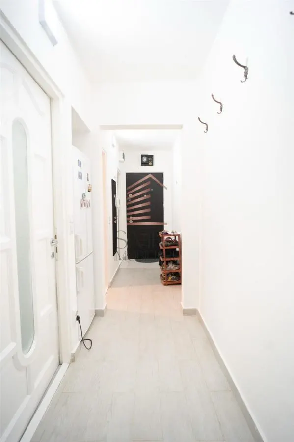 Apartament cu 2 camere decomandat, Nufarul - foto 8