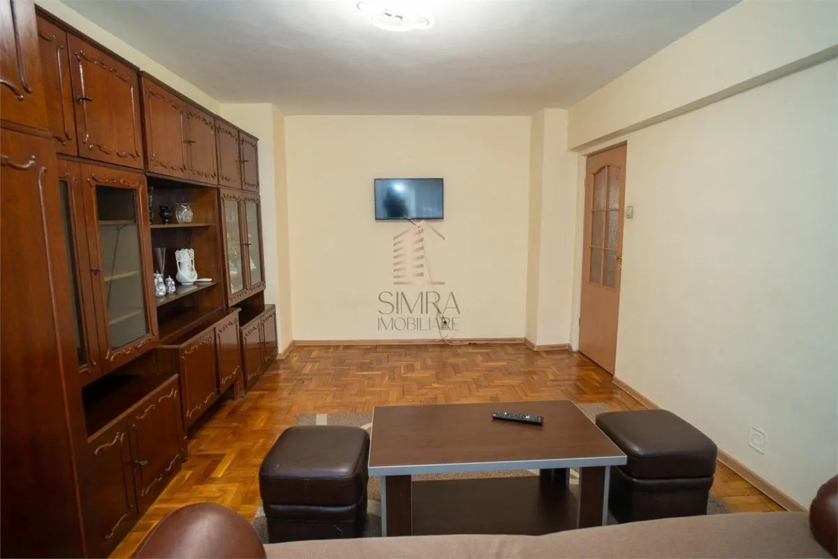 Apartament cu 3 camere, aproape de Piata Decebal - foto 12