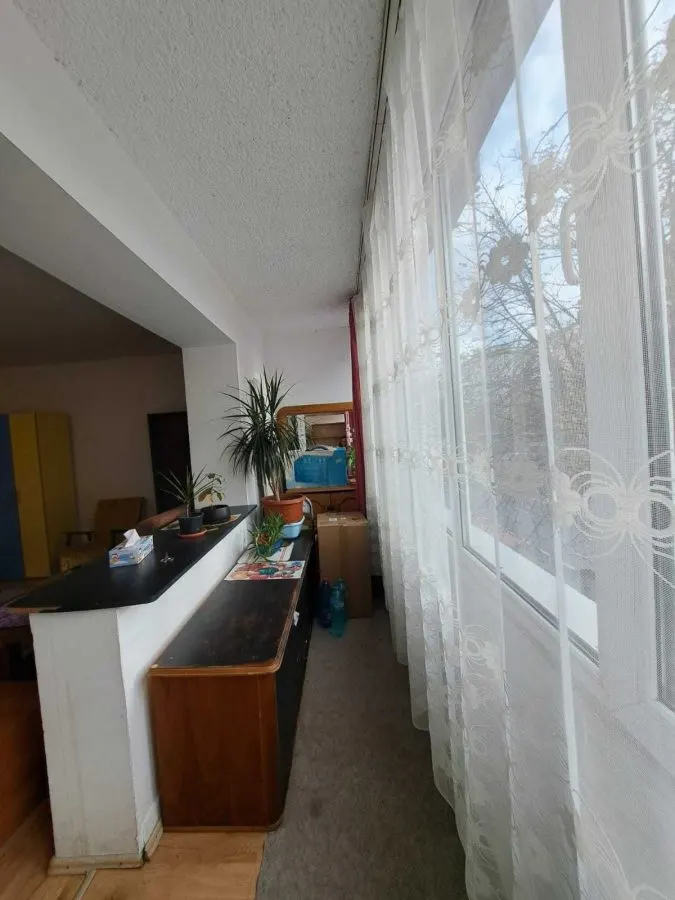 Garsoniera  zona Judetean,decomandat,bloc apartamente,61000 Euro - foto 3