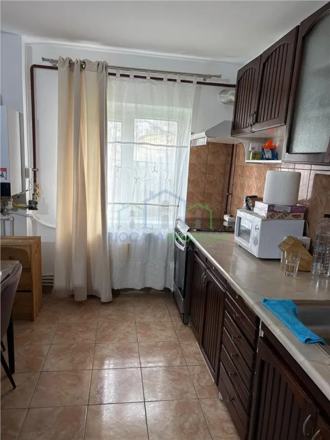 Apartament 4 camere 1 Mai - foto 9