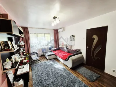 Apartament cu 2 camere de vanzare - foto 3