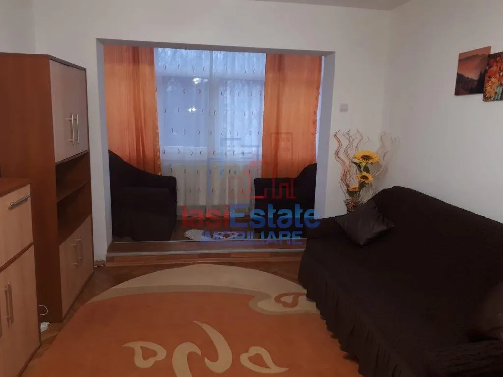 Apartament 2 camere Podu Ros - foto 1