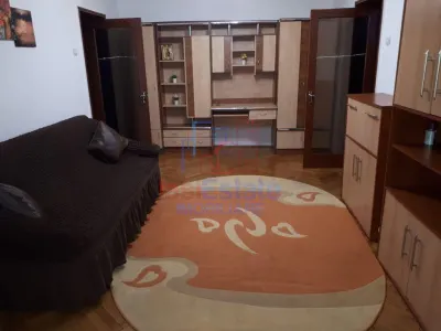 Apartament 2 camere Podu Ros - foto 2