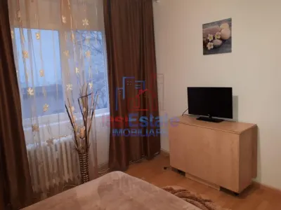 Apartament 2 camere Podu Ros - foto 4