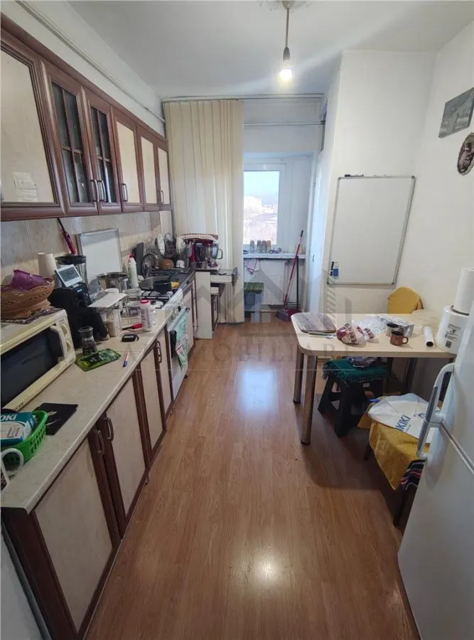 Apartament 4 camere 99mp etaj intermediar - foto 1
