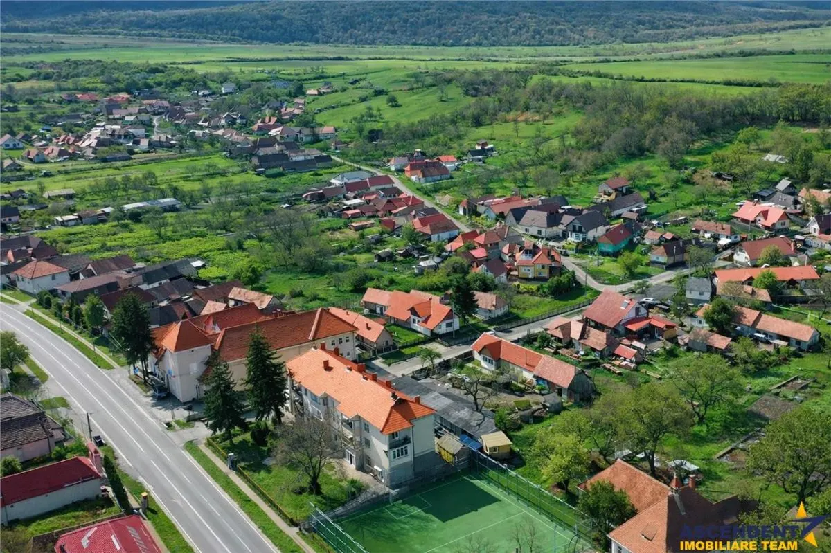 Casa stil,curte,garaj,Central, Brancovenesti,Mures:FILM &Tur Virtual - foto 1