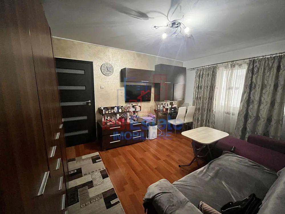 Apartament 2 camere Zimbru - foto 3