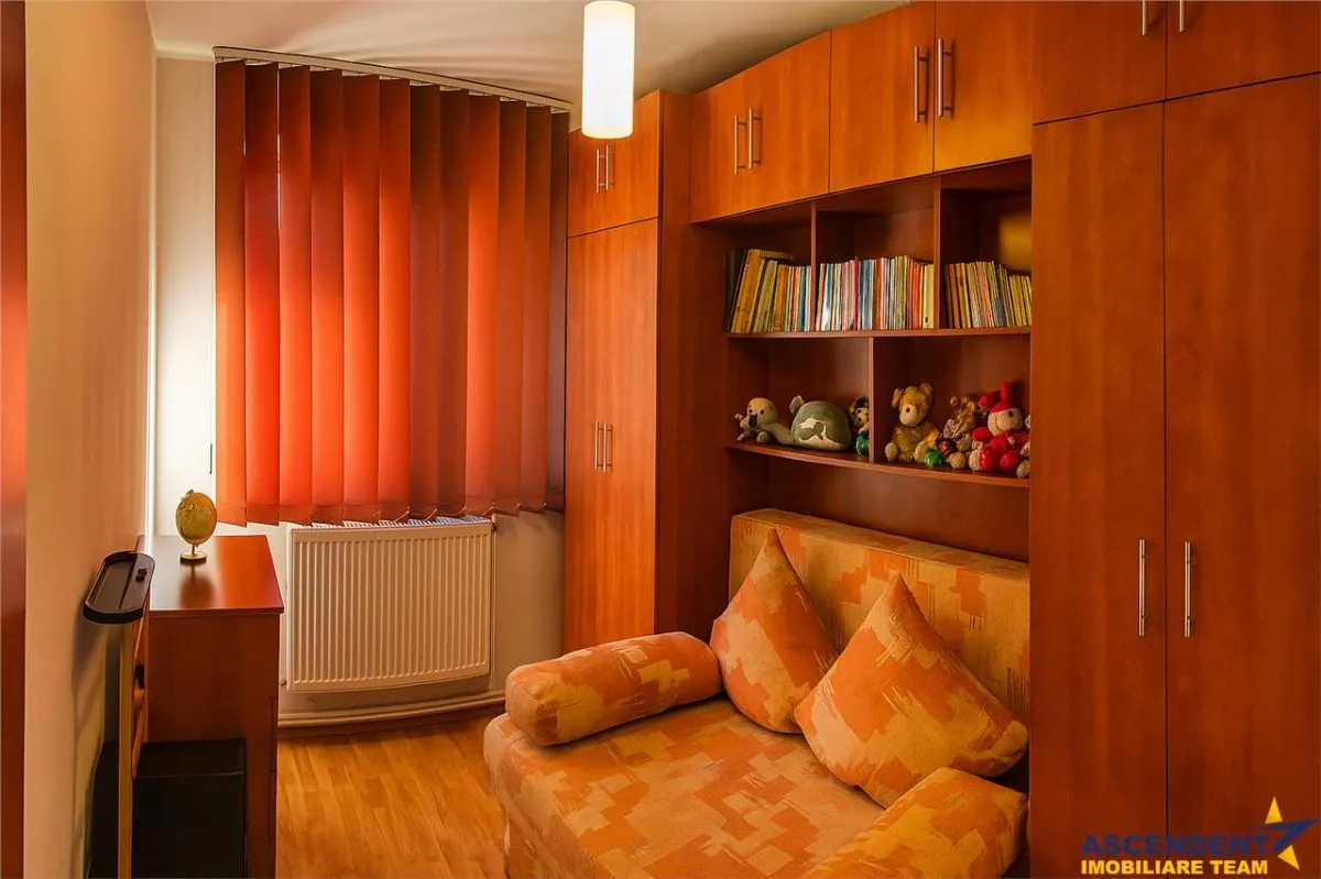 Mobilat si echipat, compozitie ergonomica, pe 3 camere, Ghimbav, Brasov - foto 6