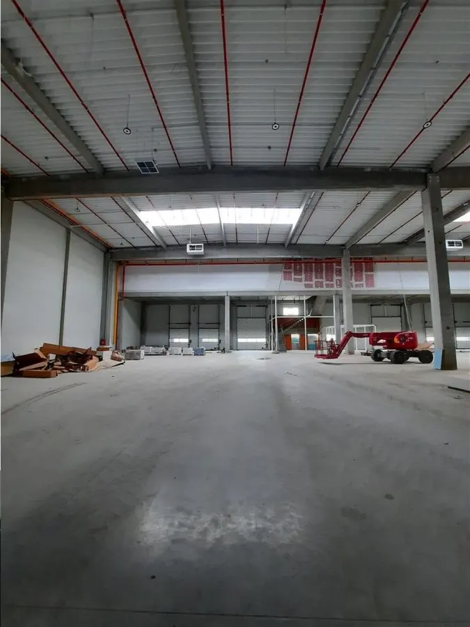 Spatiu Industrial - 9050 mp - Logistica - Productie - Depozitare - Distributie - foto 1