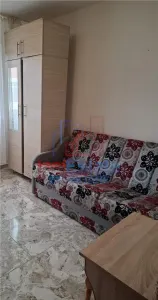 Garsoniera Frumoasa - Poitiers - Iasi