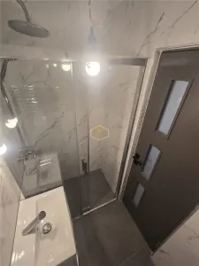Apartament cu 2 camere, la parter | Complet renovat - Micro 14 - foto 9