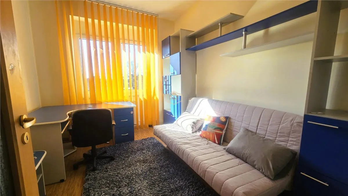 Centru | Apartament cu 3 camere + garaj | Calea Traian - foto 4
